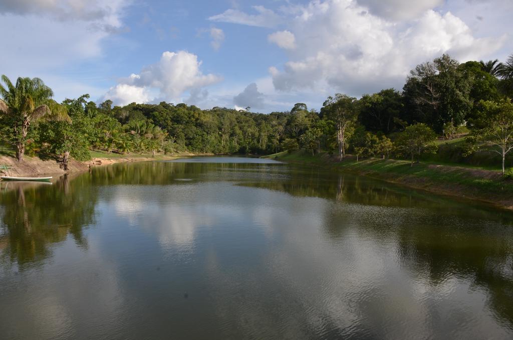 Amazonia Golf Hotelaria E Turismo Sa Rio Preto Da Eva Exteriör bild