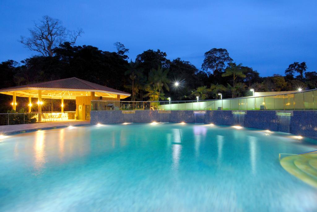 Amazonia Golf Hotelaria E Turismo Sa Rio Preto Da Eva Exteriör bild